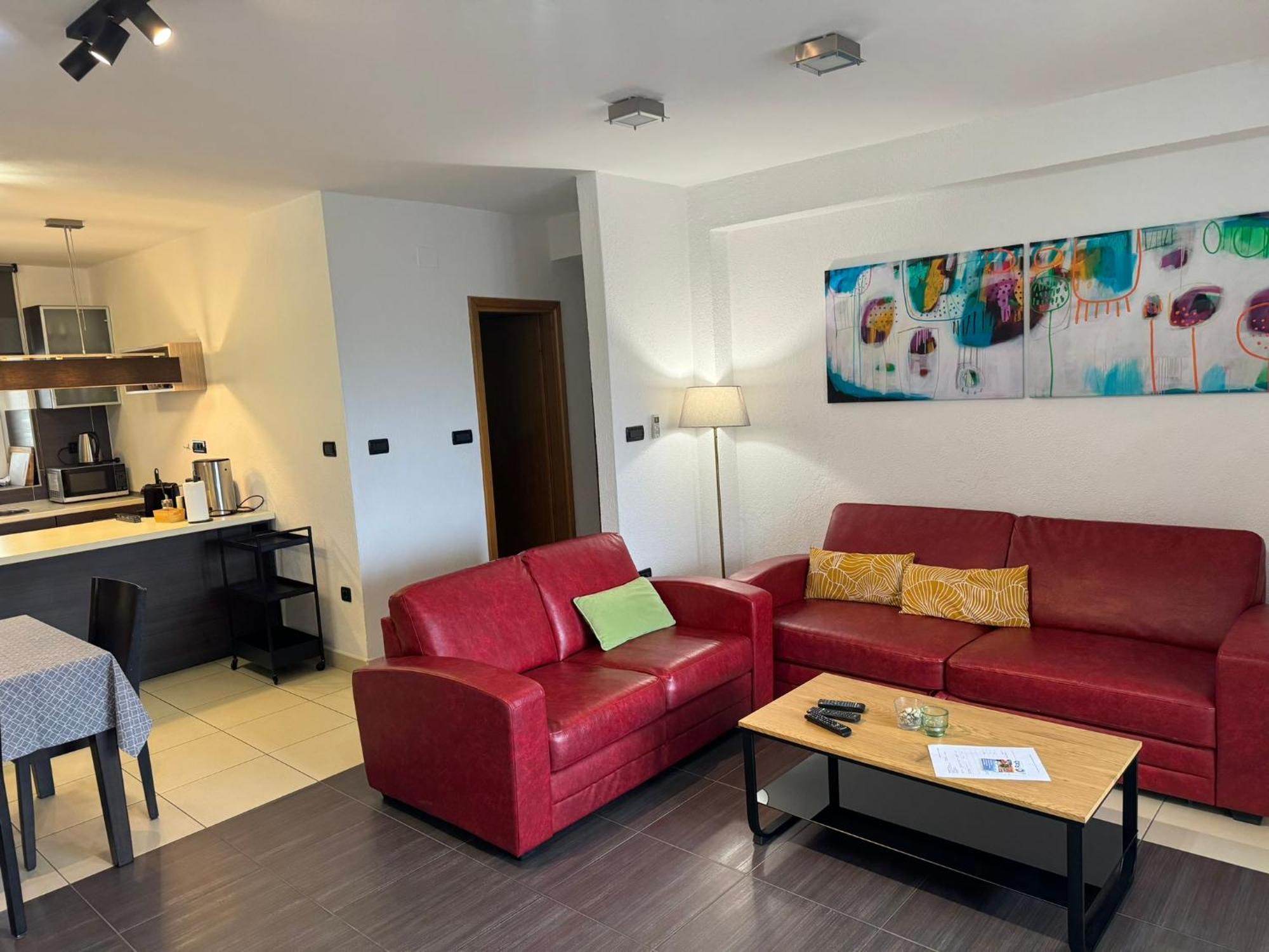 Apartments Trlika Kampor Luaran gambar